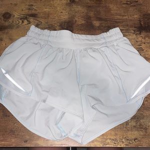 Lululemon Hotty Hot LR 2.5